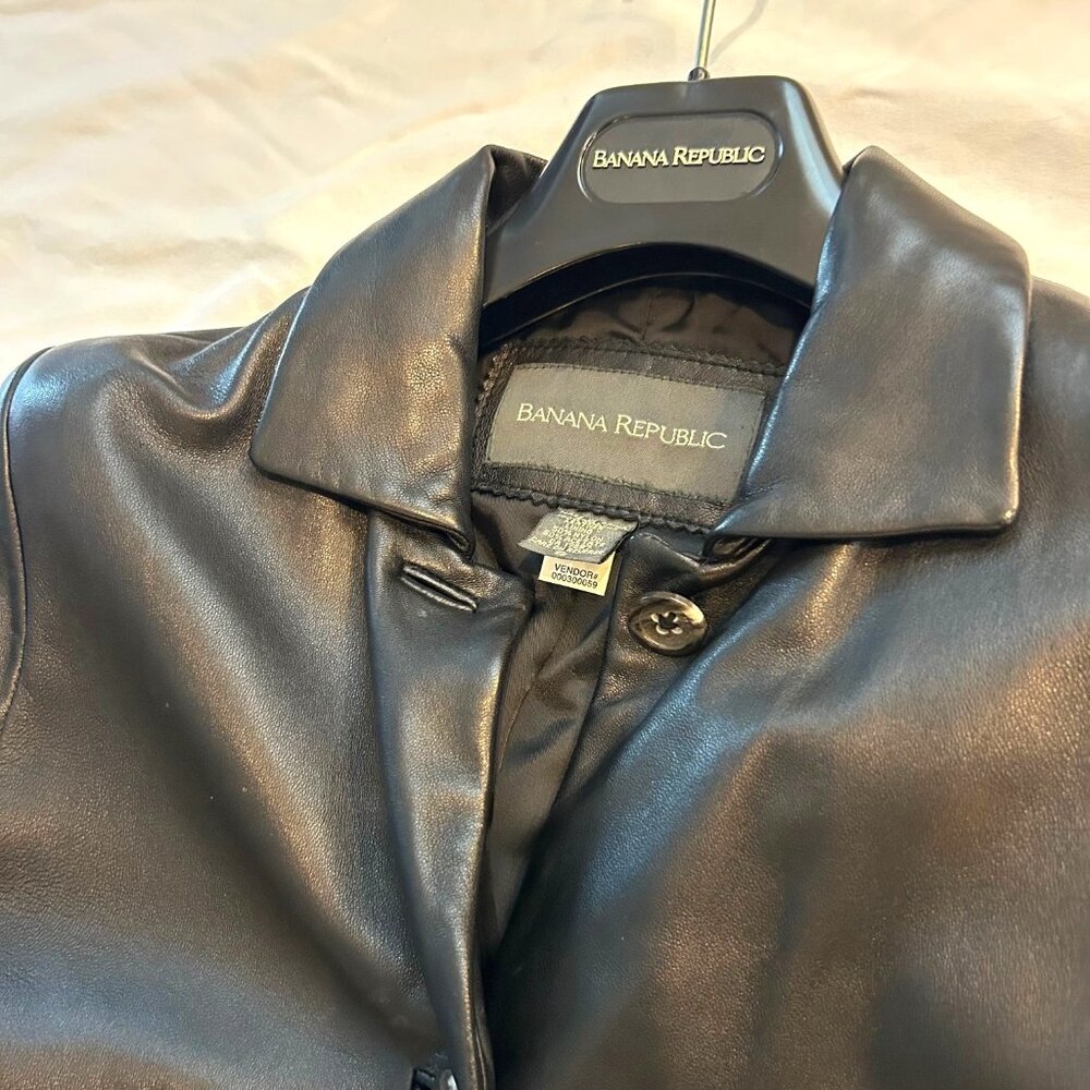 Women's Vintage Banana Republic 100% Genuine Leather Jacket